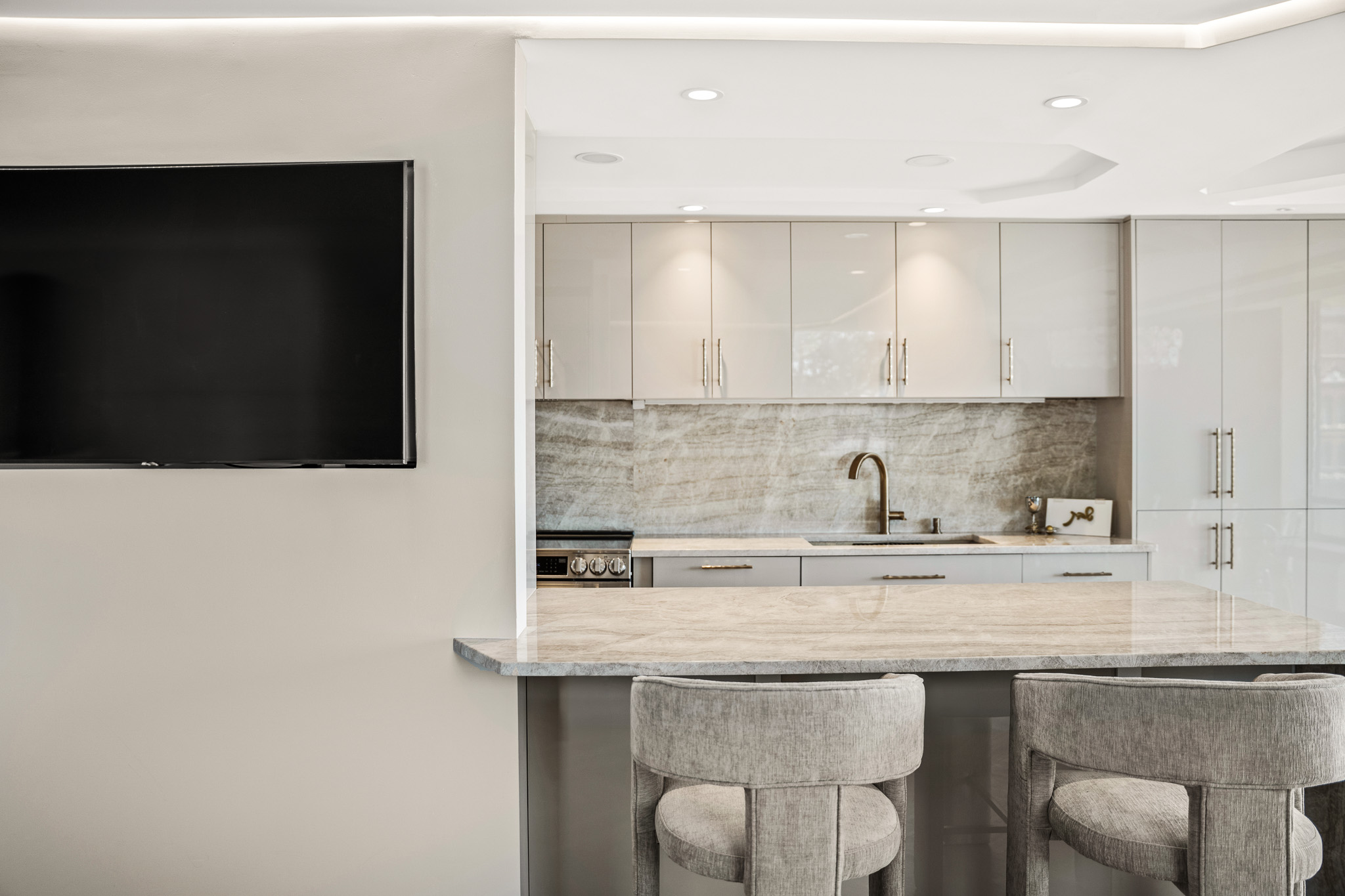 An image from the Beach Channel collection