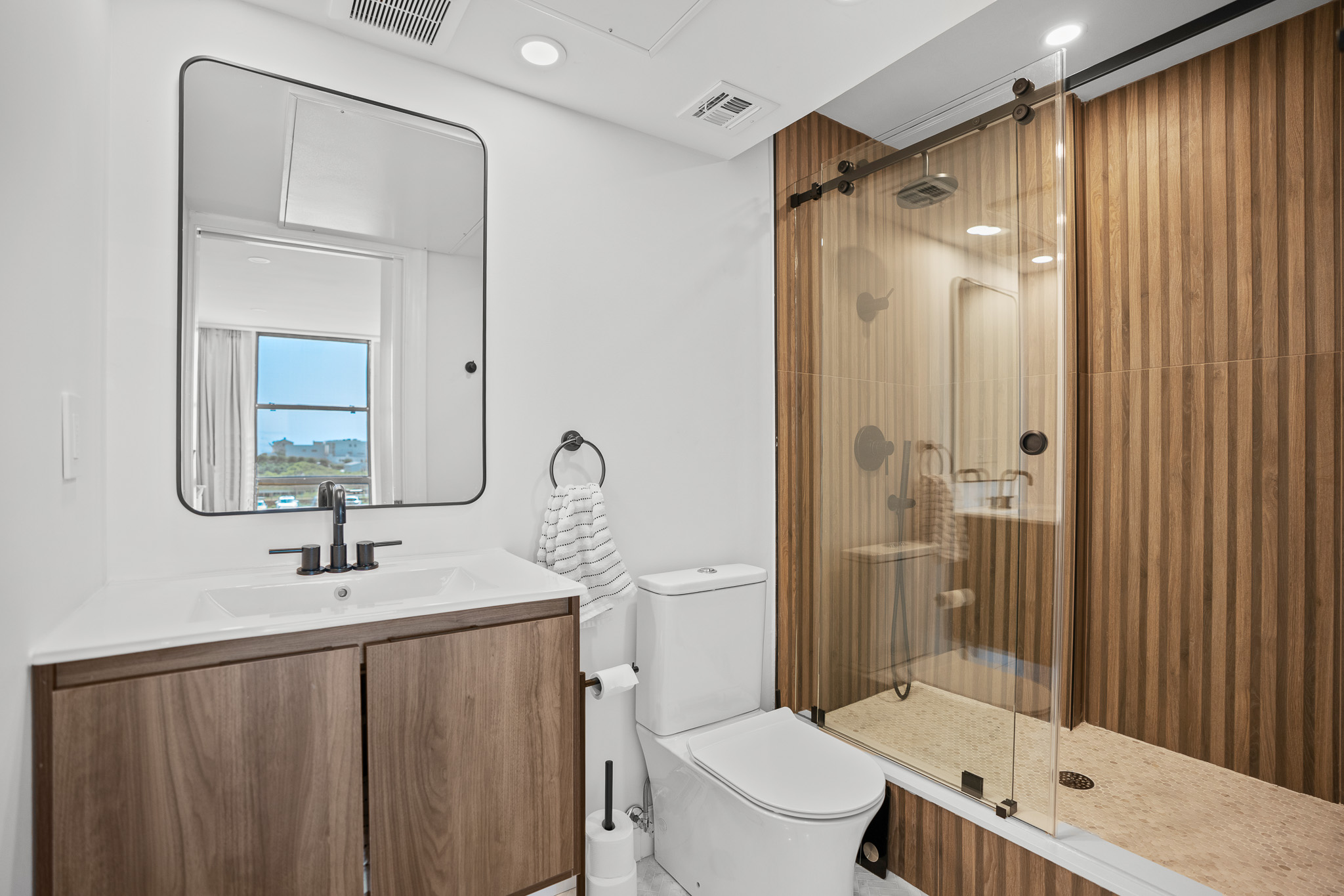 An image from the 209 collection